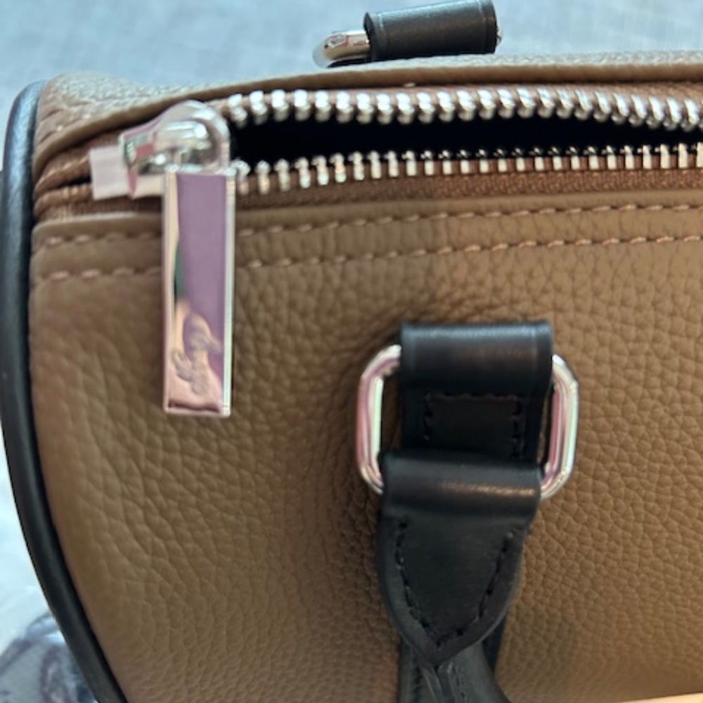 DUYP Mini Boston Bag Khaki in Excellent Condition - Like New - Picture 7 of 7